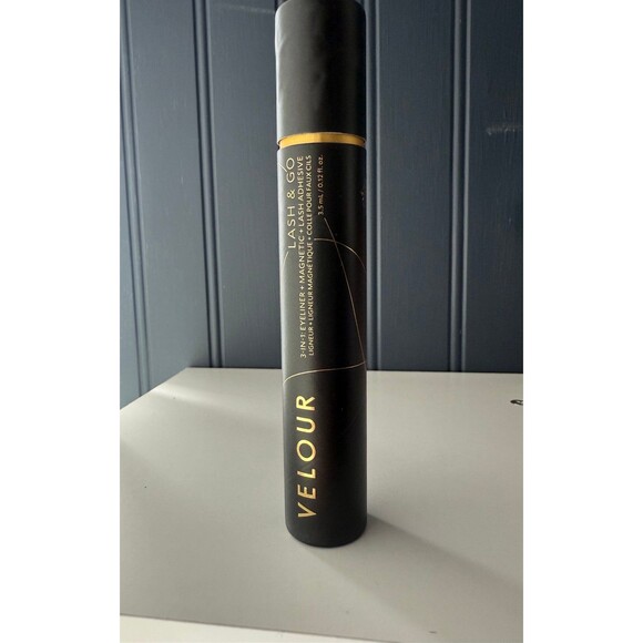 Velour Lash & Go 3-in-1 Eyeliner + Magnetic + Lash Adhesive .12 oz $32 MSRP - Picture 1 of 2